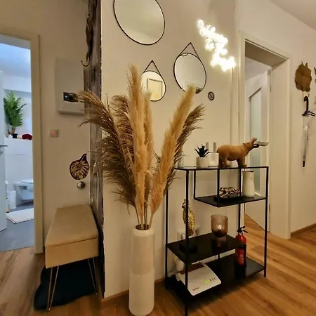 Light Jungle - Innenstadt Fuer 7 Grill Balkon Netflix Waschtrockner