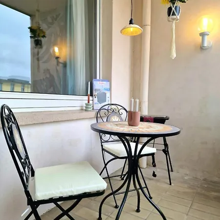Appartamento Light Jungle - Innenstadt Fuer 7 Grill Balkon Netflix Waschtrockner