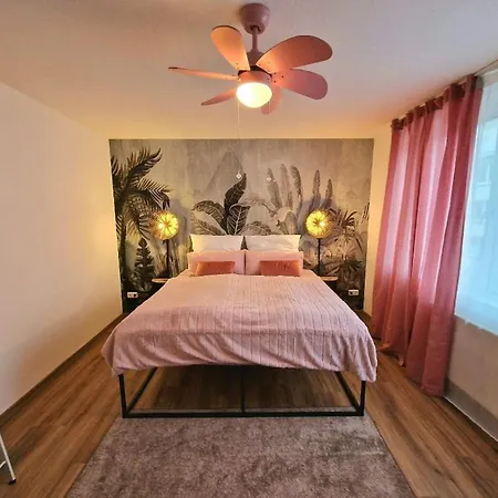 Appartamento Light Jungle - Innenstadt Fuer 7 Grill Balkon Netflix Waschtrockner