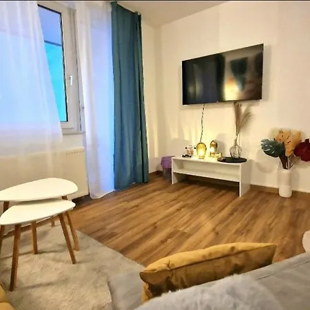 Light Jungle - Innenstadt Fuer 7 Grill Balkon Netflix Waschtrockner