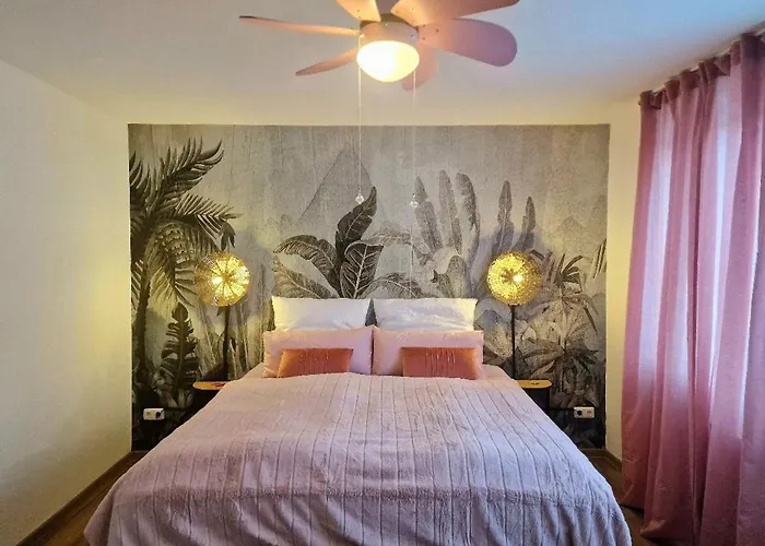 Light Jungle - Innenstadt Für 7 Grill Balkon Netflix Waschtrockner Apartamento *