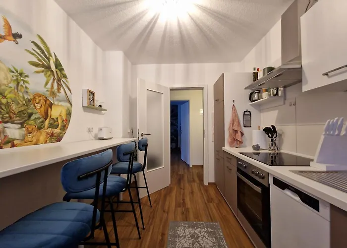 Apartamento Light Jungle - Innenstadt Für 7 Grill Balkon Netflix Waschtrockner